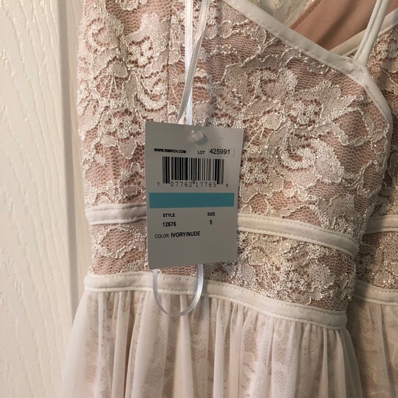 Scallop Lace Bodice High/Low Gown - Picture 4 of 6